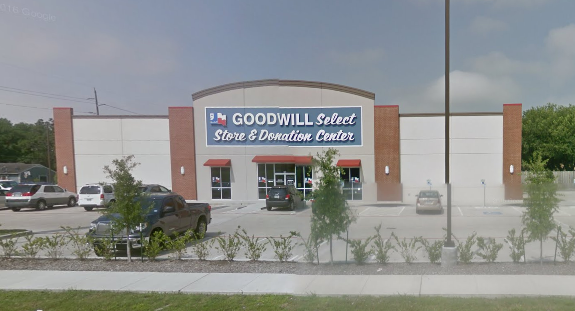 Retail Store in La Porte, TX – $3,430,000
